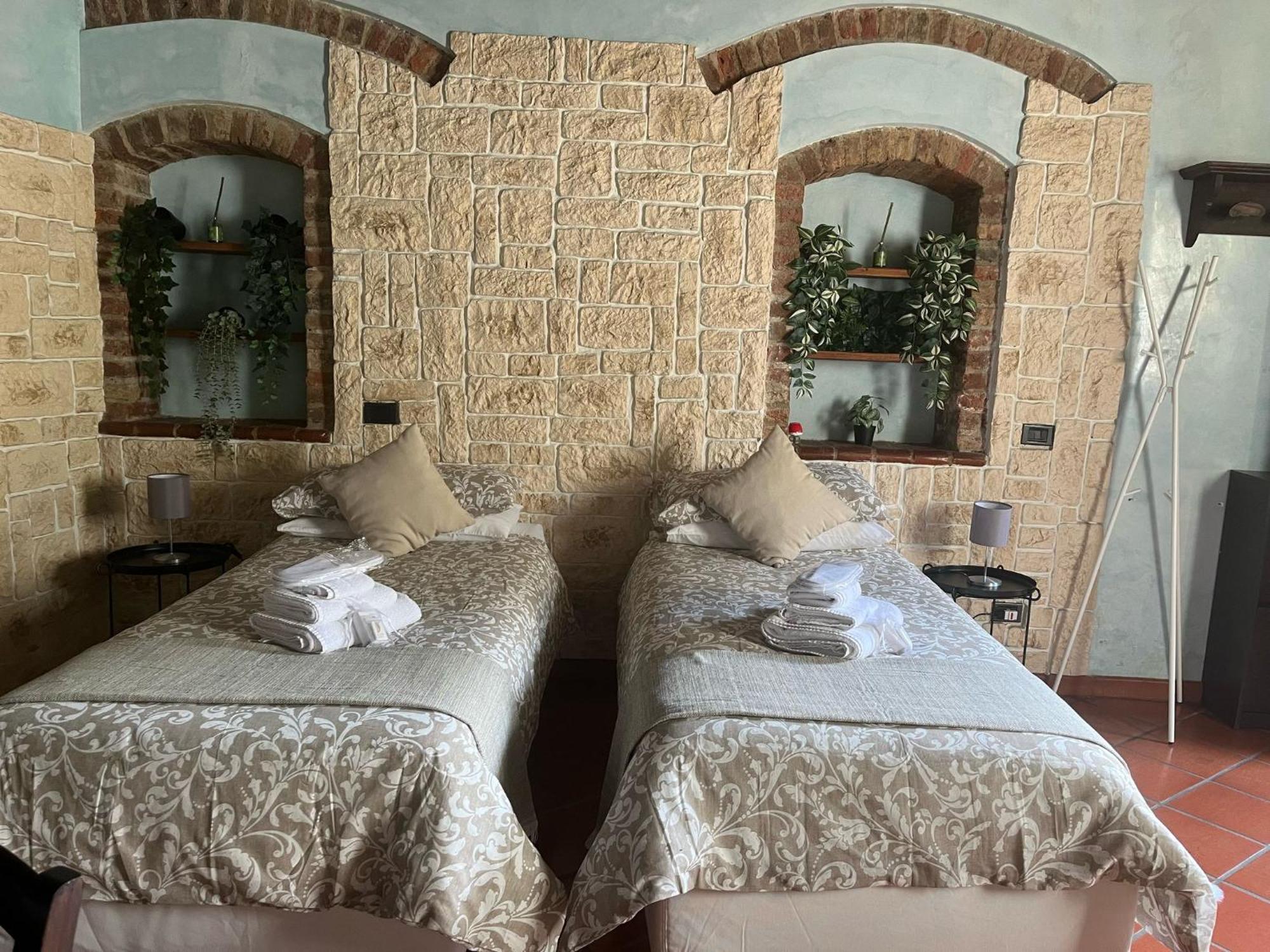 Monolocale Adelaide Abbadesse Guest House Milan Luaran gambar